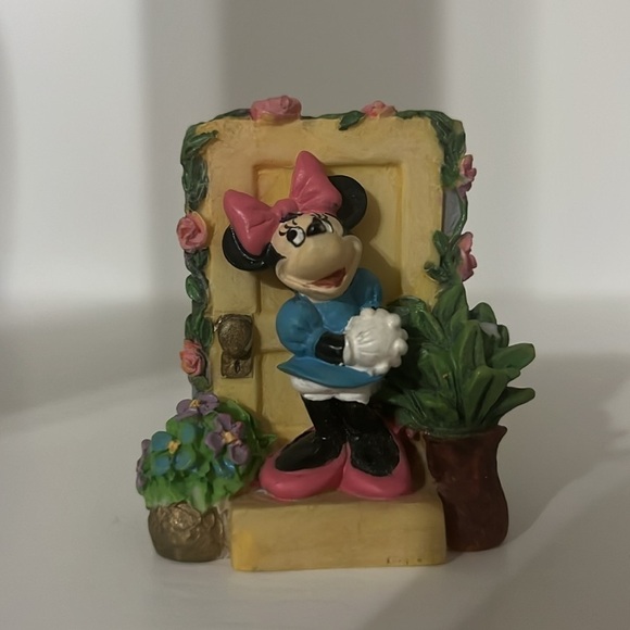 Disney Minnie Mouse  Lenox Porcelain Figurine Thimble - Picture 6 of 7